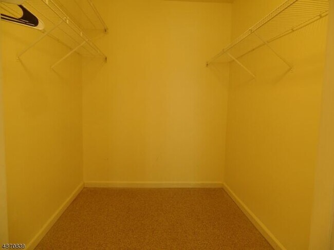 Building Photo - 57 Waugh Ct