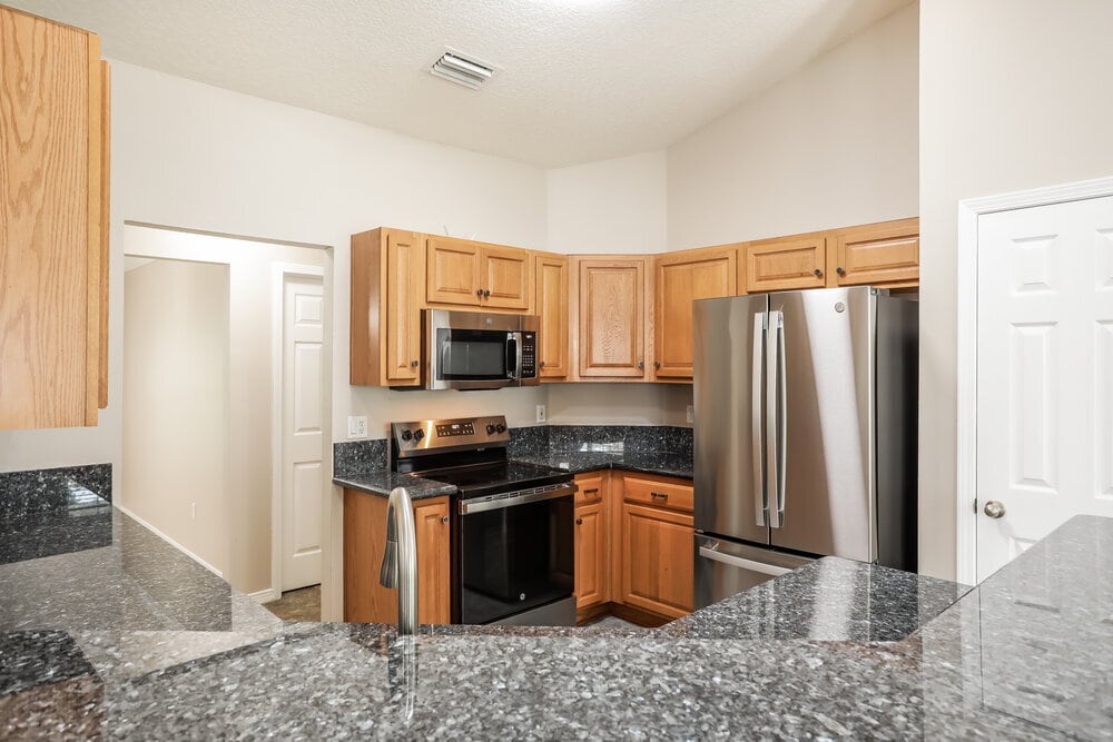 Building Photo - 3249 Silverado Cir