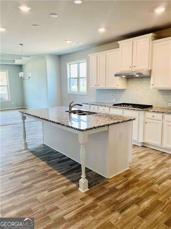 Building Photo - 3070 Andover Trl