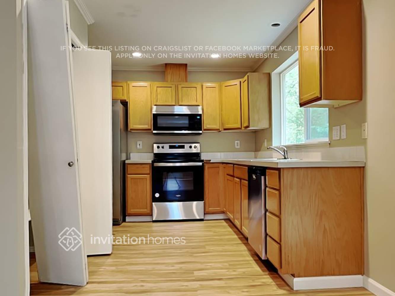 Building Photo - 14909 93rd Ave E
