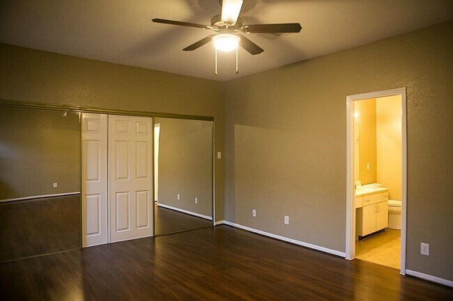 Building Photo - 6000 Reims Rd