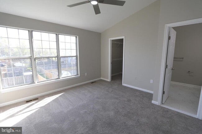 Building Photo - 11206 Barnswallow Pl