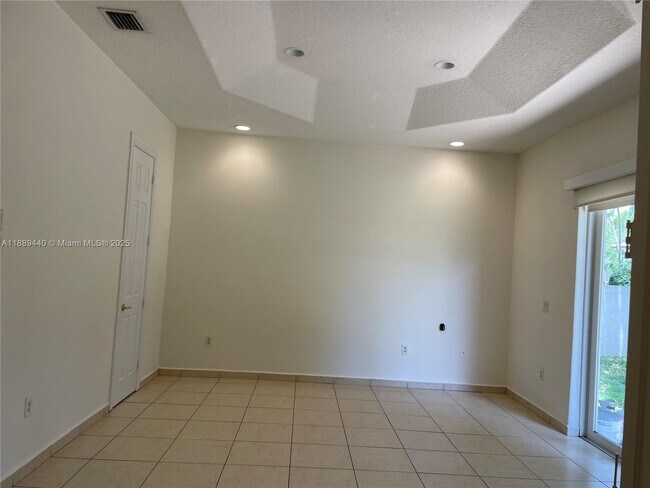 Building Photo - 7861 NW 159th Terrace