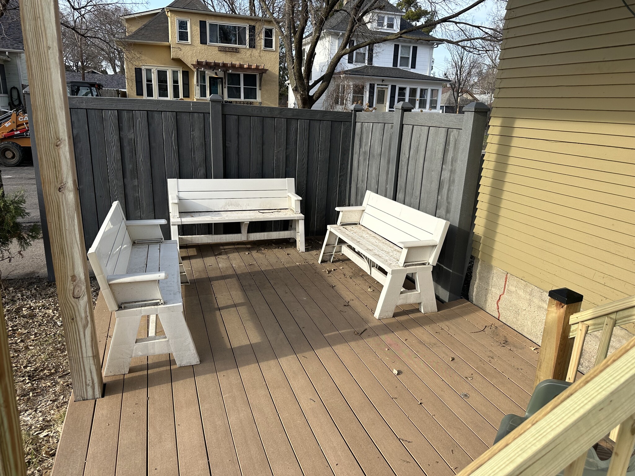 Building Photo - 235 Logan Ave N