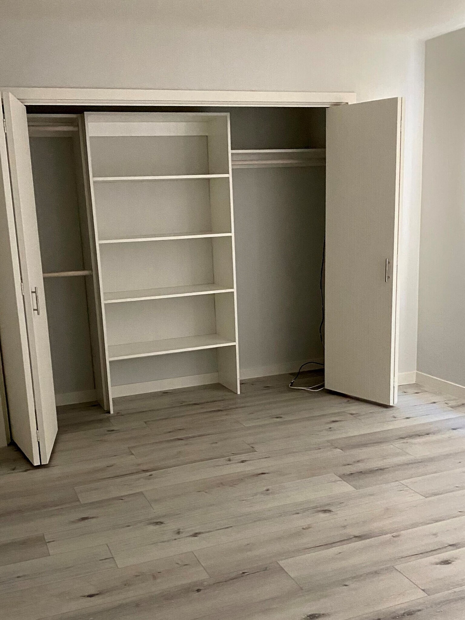 Building Photo - 11775 Gateway Blvd