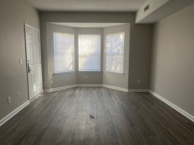 Building Photo - TURNBERRY PARK @ LEGENDS GOLF COMMUNITY