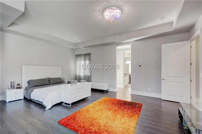 Building Photo - 7582 Corvina Ave