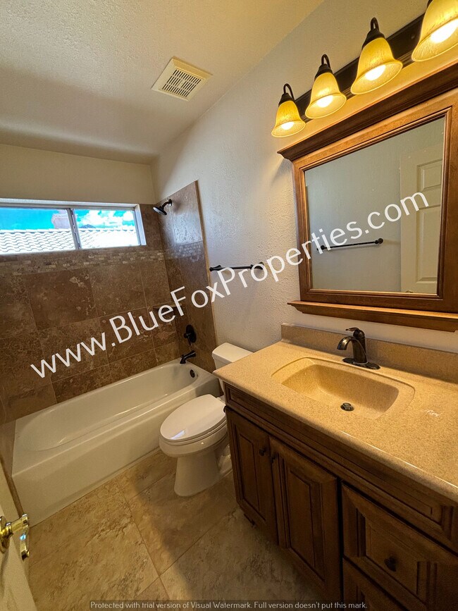 Building Photo - 5168 N Windriver Pl