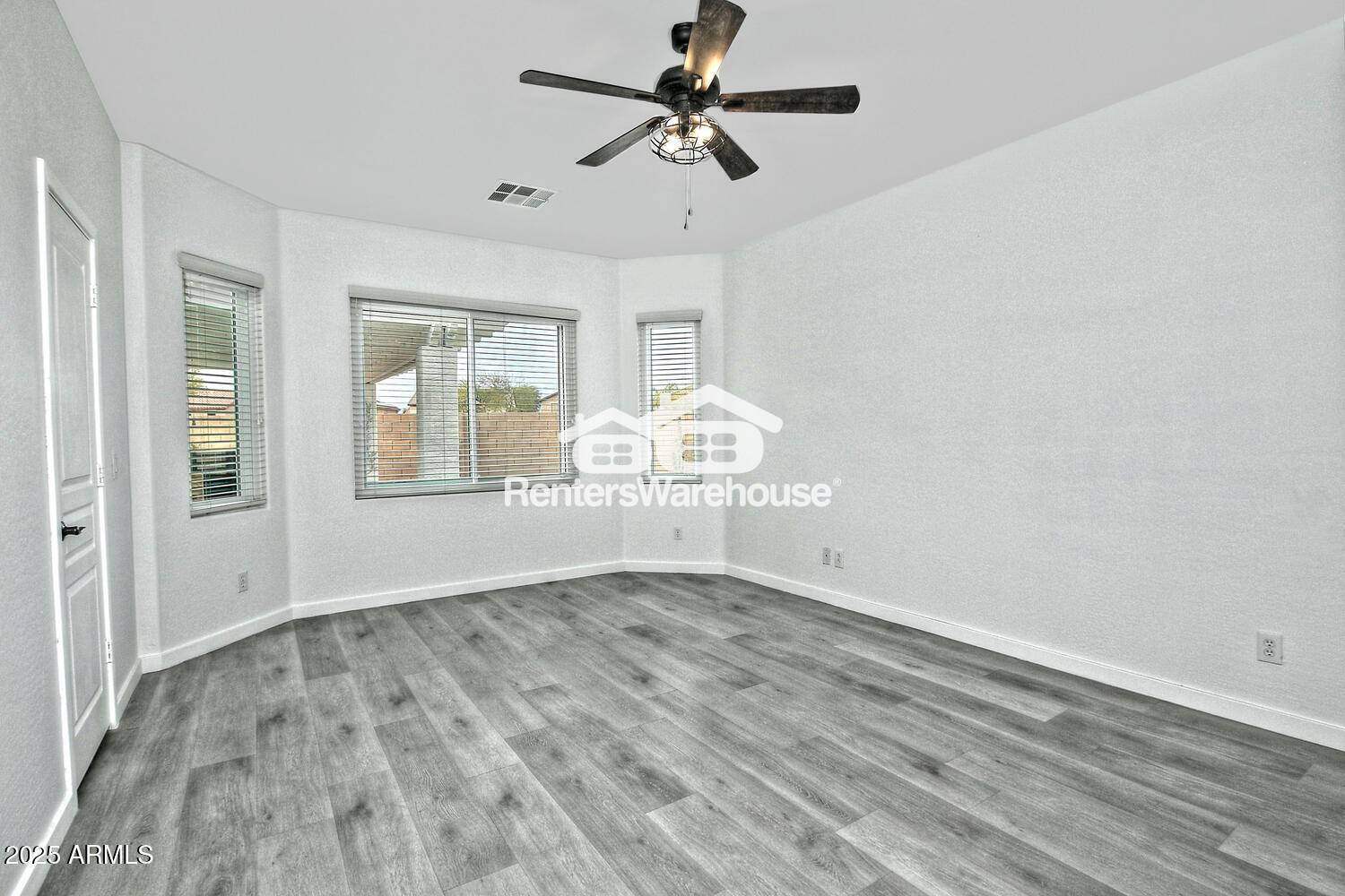 Building Photo - 4648 S Emery