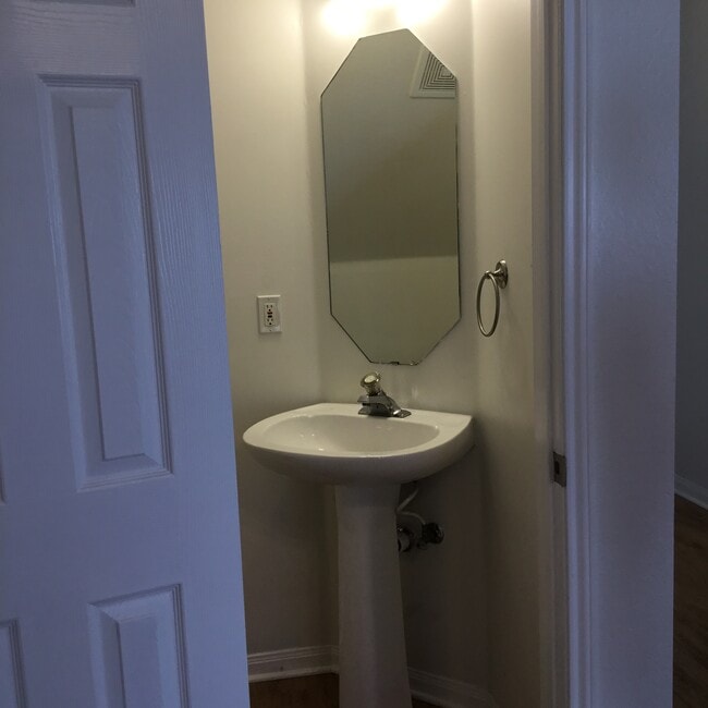 Half Bath Down Stairs - 2909 Whisper Oaks Ln