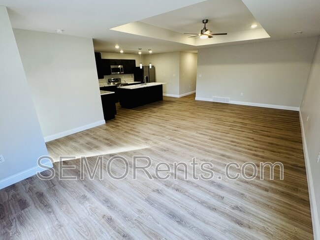 Building Photo - 2935 Shadow Wood Ln