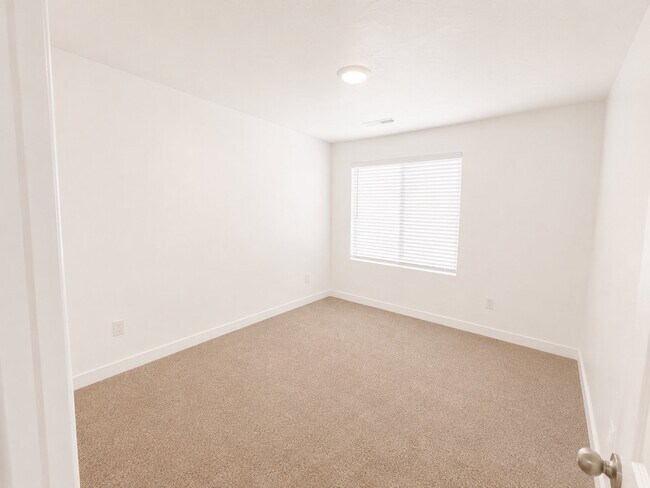 Building Photo - 1671 Cedar Mesa Dr