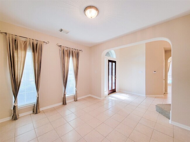 Building Photo - 3011 Taylorcrest Dr