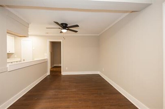 Building Photo - 1347 Bailey Ave