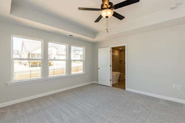 Building Photo - 50 Maximus Cir