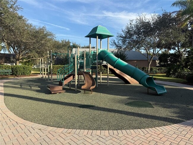 Building Photo - 10029 Chardonnay Dr