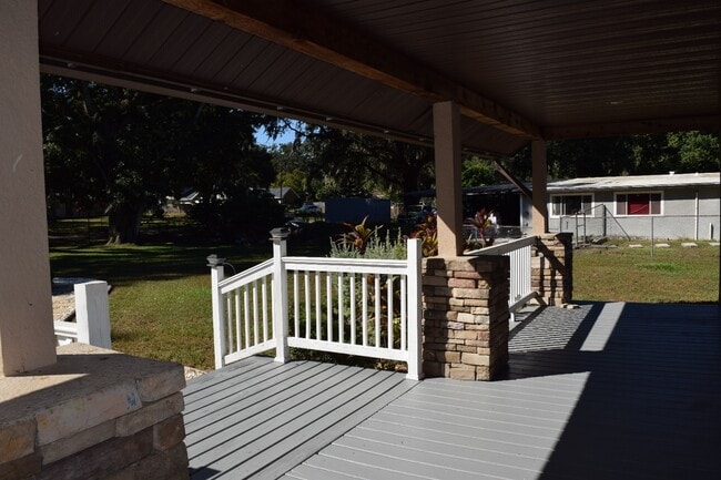 Building Photo - 2718 Viola Ln