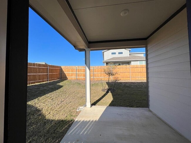 Building Photo - 2900 Egan Dr