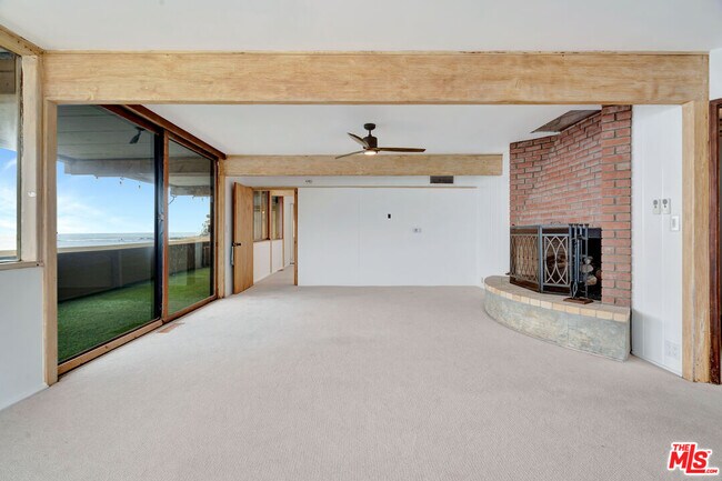 Building Photo - 26636 Latigo Shore Dr