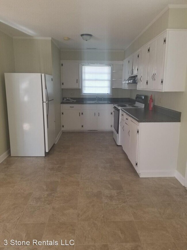 1402 Old Ebenezer Rd 1402 Old Ebenezer Rd Florence SC 29501