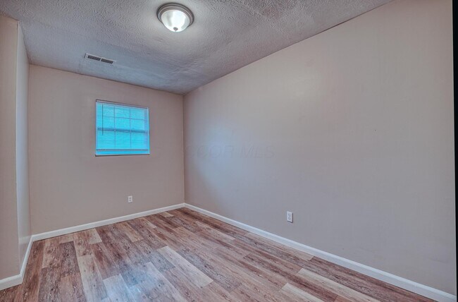 Building Photo - 2735 Joyce Ave