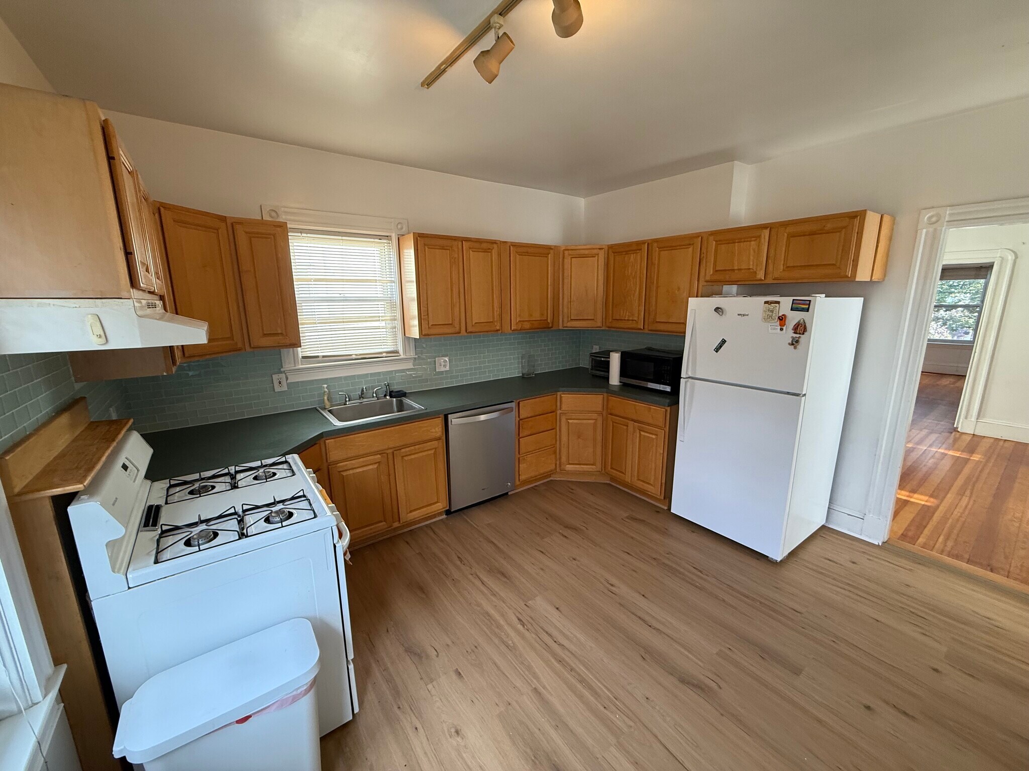 Building Photo - 42 Holyoke Rd