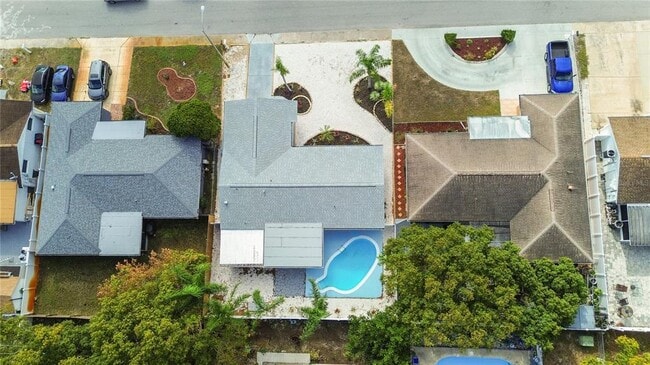 Building Photo - 7415 San Salvadore Dr