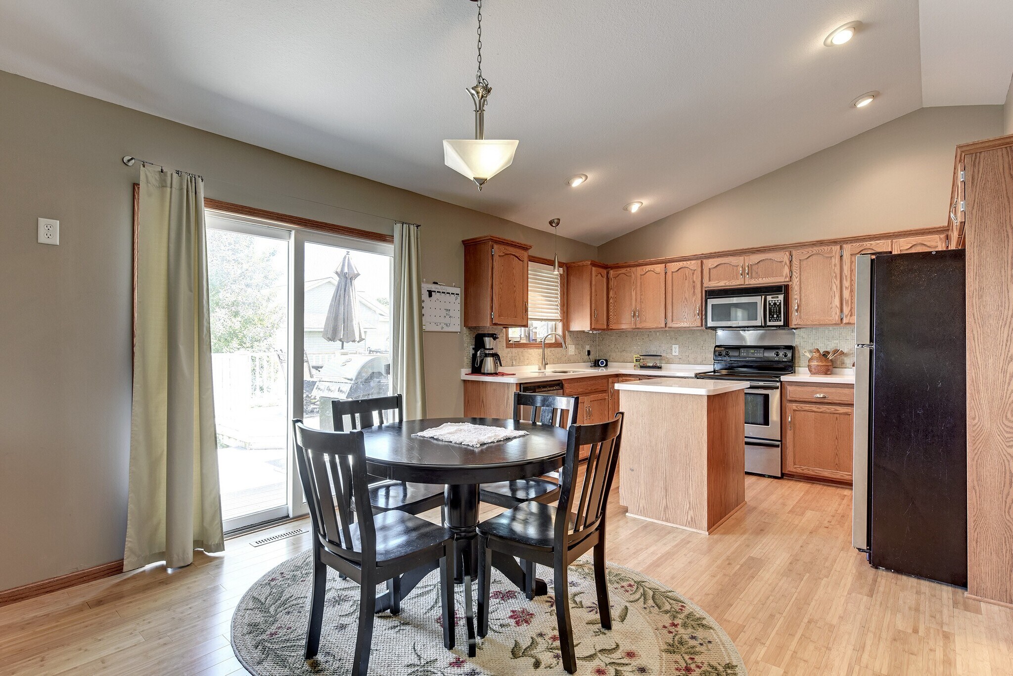 Building Photo - 1187 Blackhawk Dr SW
