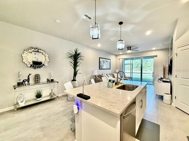 Building Photo - 8319 Wildflower Glen Ave