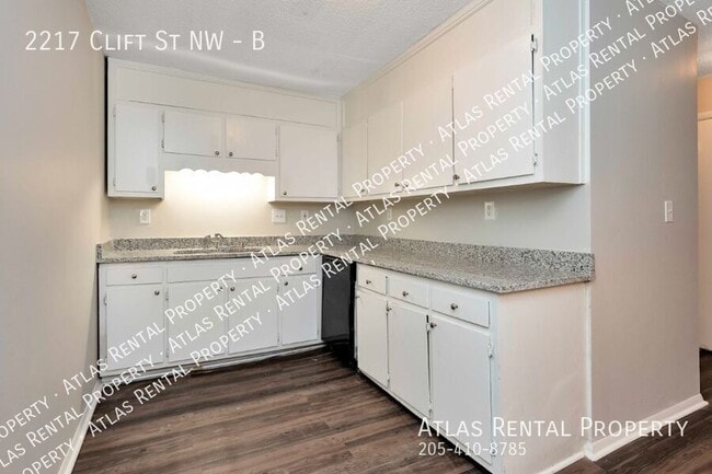 Building Photo - 2217 Clift St NW