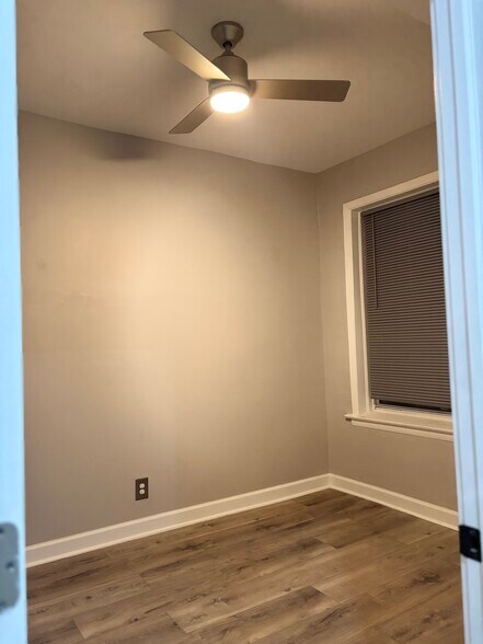 Building Photo - 6344 S Vernon Ave