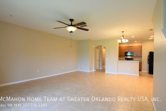 Building Photo - AVALON LAKES 3br 2.5ba townhome, OVER 2000...