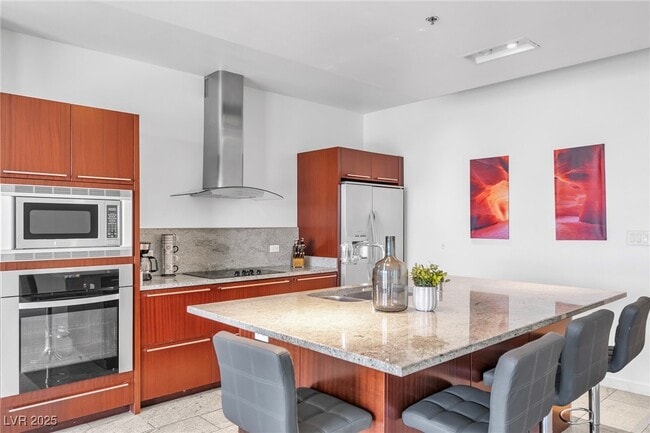 Building Photo - 4471 Dean Martin Dr