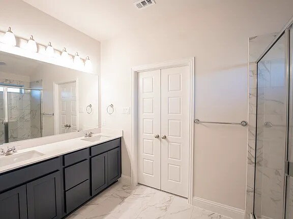 Building Photo - 4116 Limestone Blf Dr