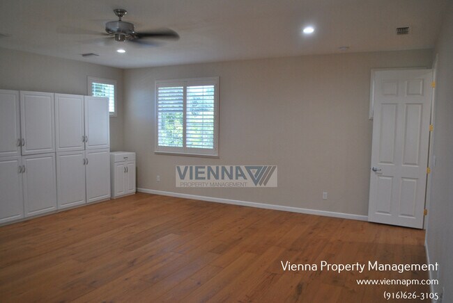 Building Photo - 3750 Jennieke Ct