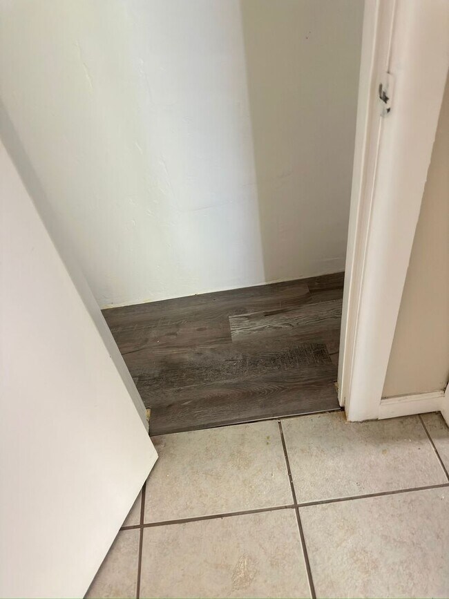 Building Photo - 79762