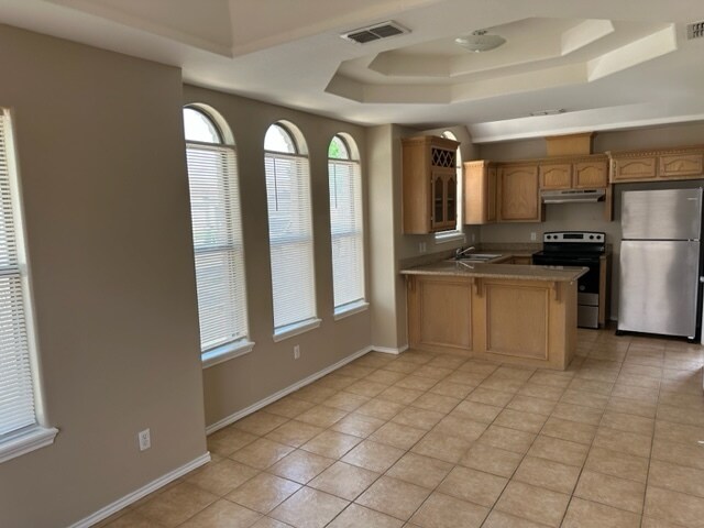 Building Photo - 1001 Cedarwood Dr