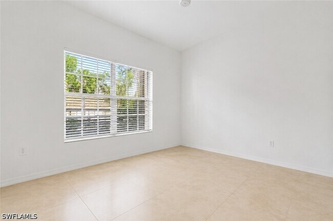Building Photo - 322 Sugar Pine Ln