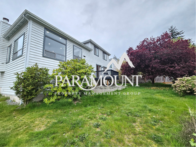 Building Photo - Gorgeous 3 Bedroom in Silverdale!