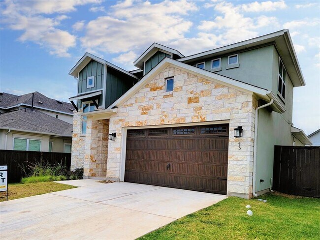 Building Photo - 601 C-Bar Ranch Trl