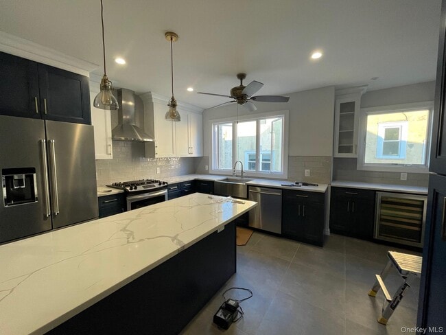 Building Photo - 45 W Penn St