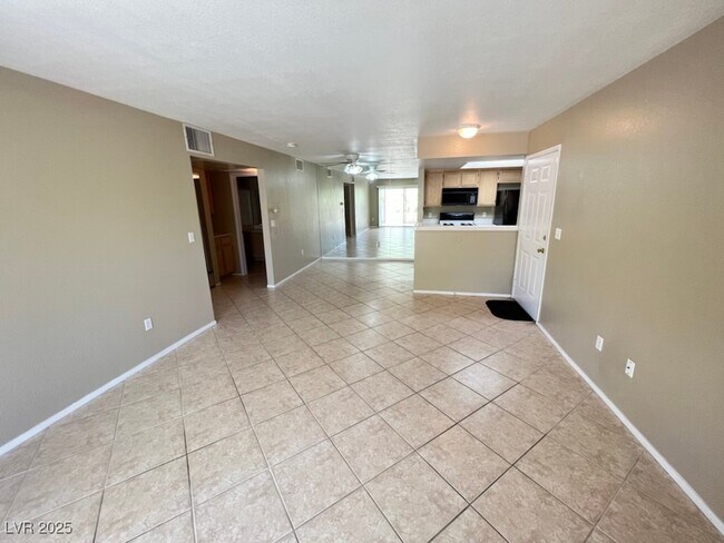 Building Photo - 1901 Rio Canyon Ct