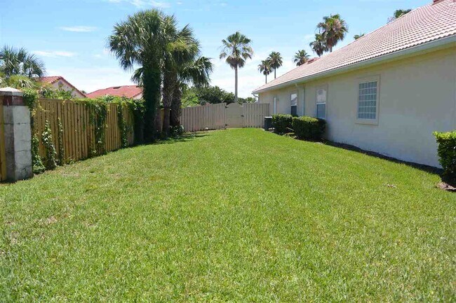 Building Photo - 100 Sea Garden Ct