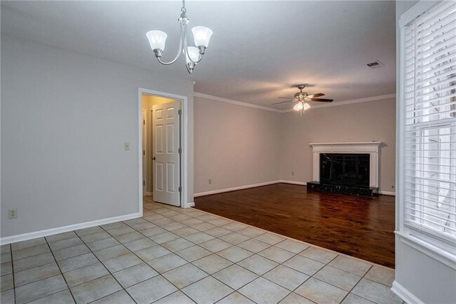 Building Photo - 8895 Club River Dr