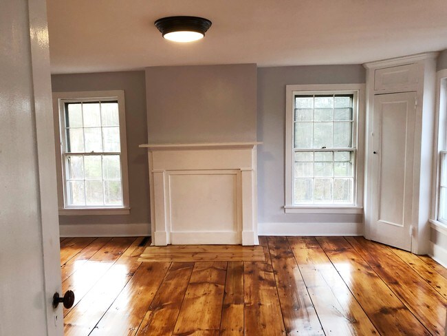 Master Bedroom 1 - 1104 NJ-28
