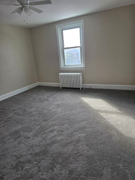 Building Photo - 1772 Ferndale Ave