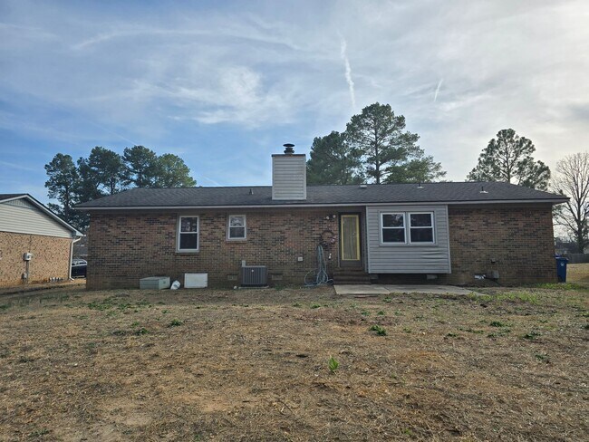 Building Photo - 6758 Seaford Dr