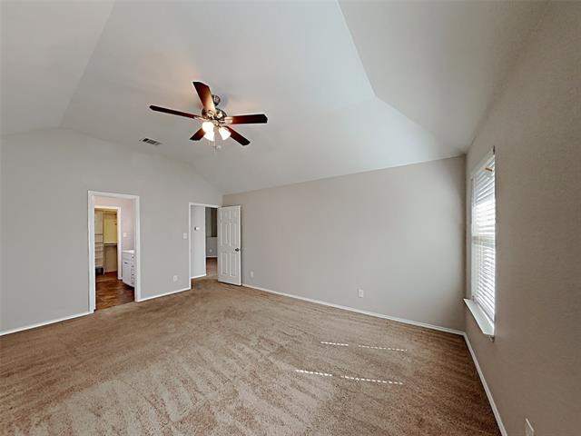 Building Photo - 632 Hutchins Dr