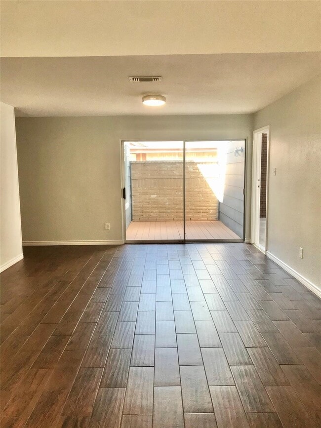 Building Photo - 12727 Ashford Knoll Dr