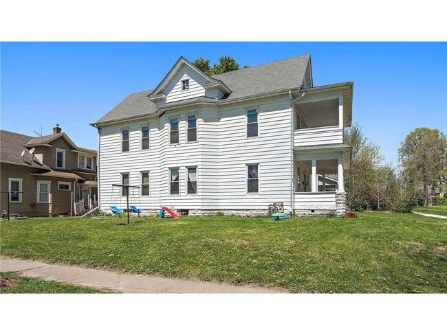 Building Photo - 2703 N Humboldt Ave